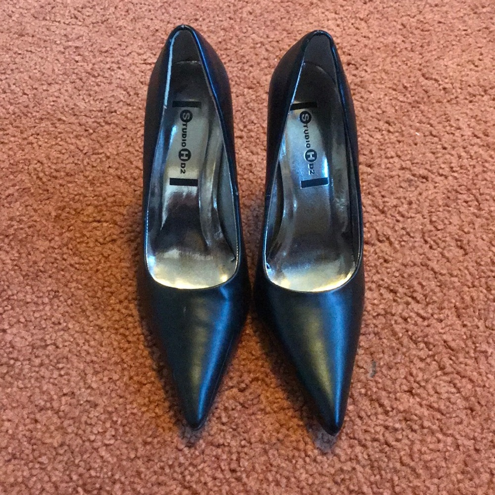 Gently used black heels